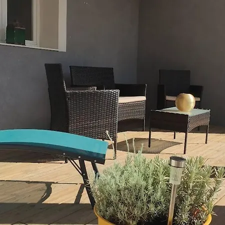 3 Pieces Avec Terrasse Au Soleil Apartment Le Thoronet