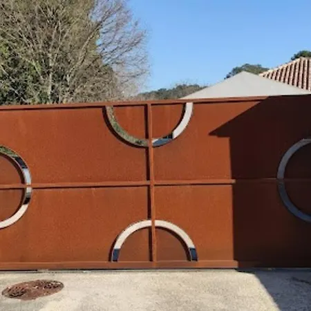3 Pieces Avec Terrasse Au Soleil *